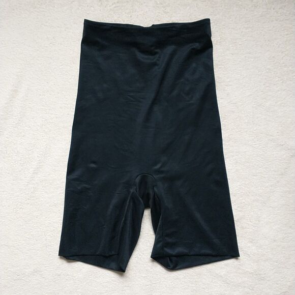 Spanx Shapewear Womens M Black Hi-waist Mid-thigh Tummy Control Shaping Shorts - Picture 1 of 10